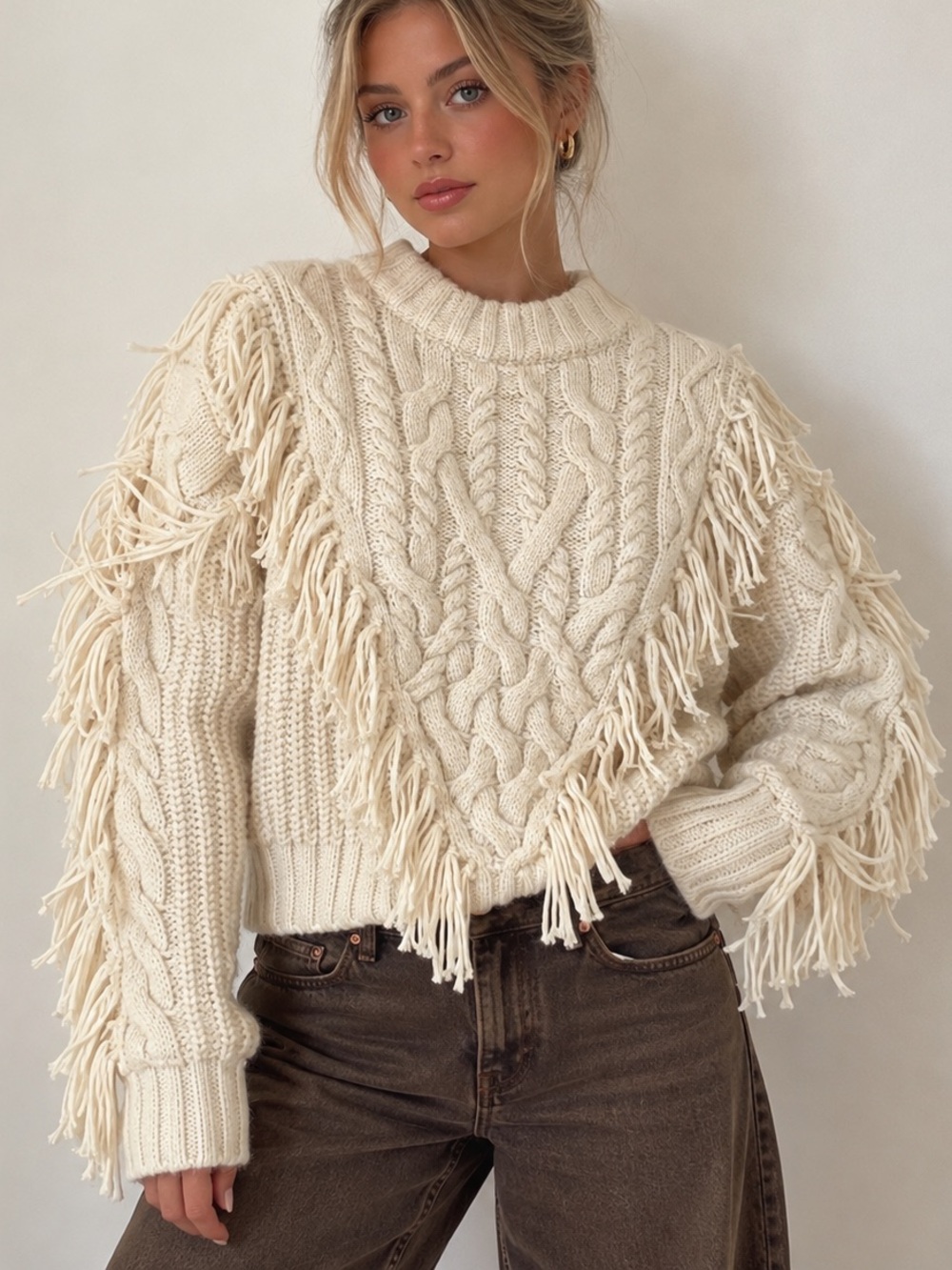 H&M Cream Cable Knit Fringe Sweater Size Medium